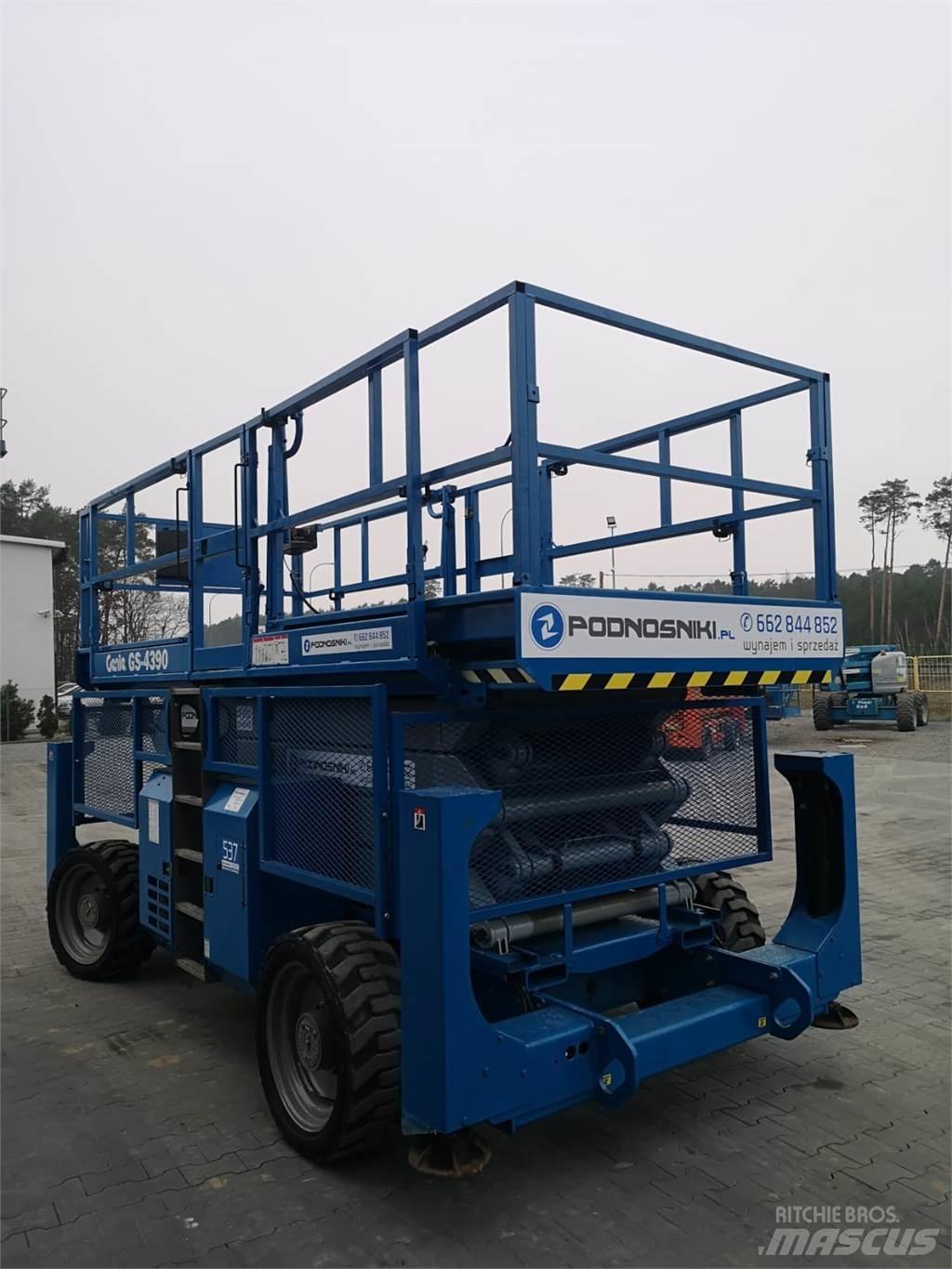 Genie GS-4390 Šķerveida pacēlāji