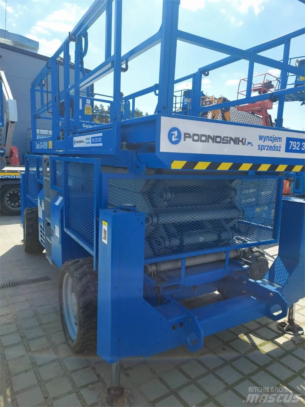 Genie GS-4390 RT Šķerveida pacēlāji