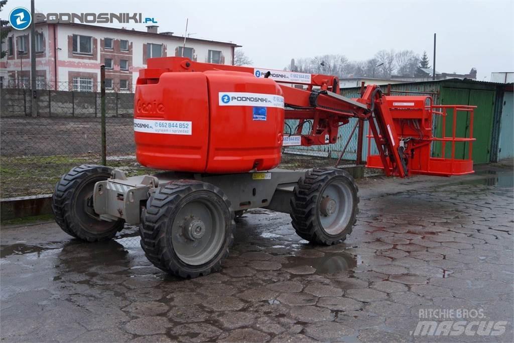 Genie Z45/25J Strēles pacēlāji