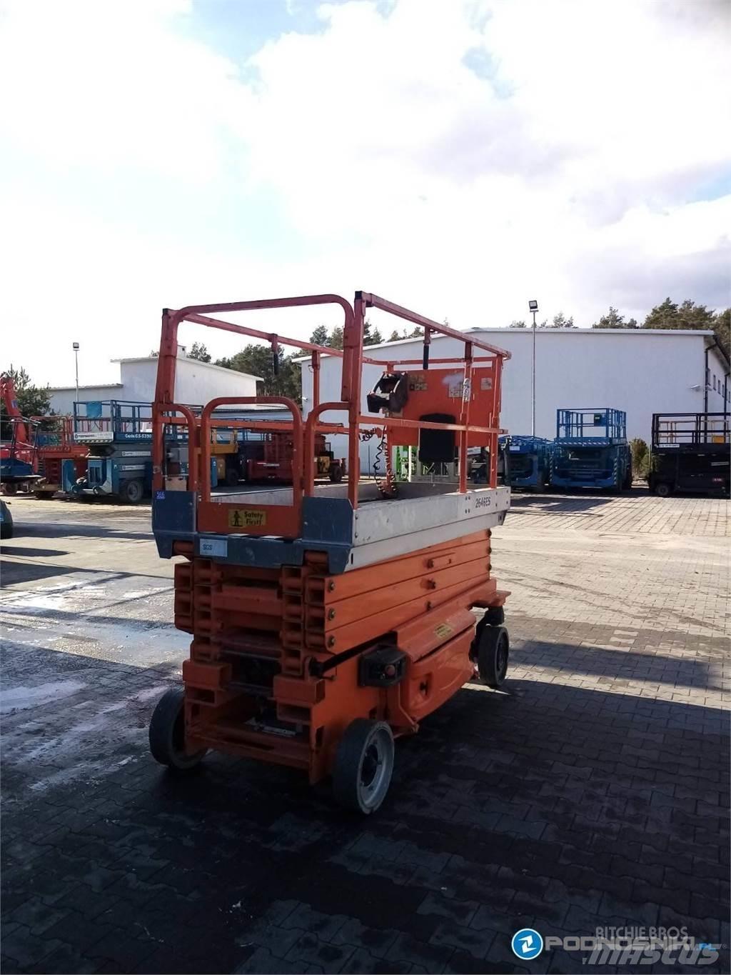 JLG 2646ES Šķerveida pacēlāji