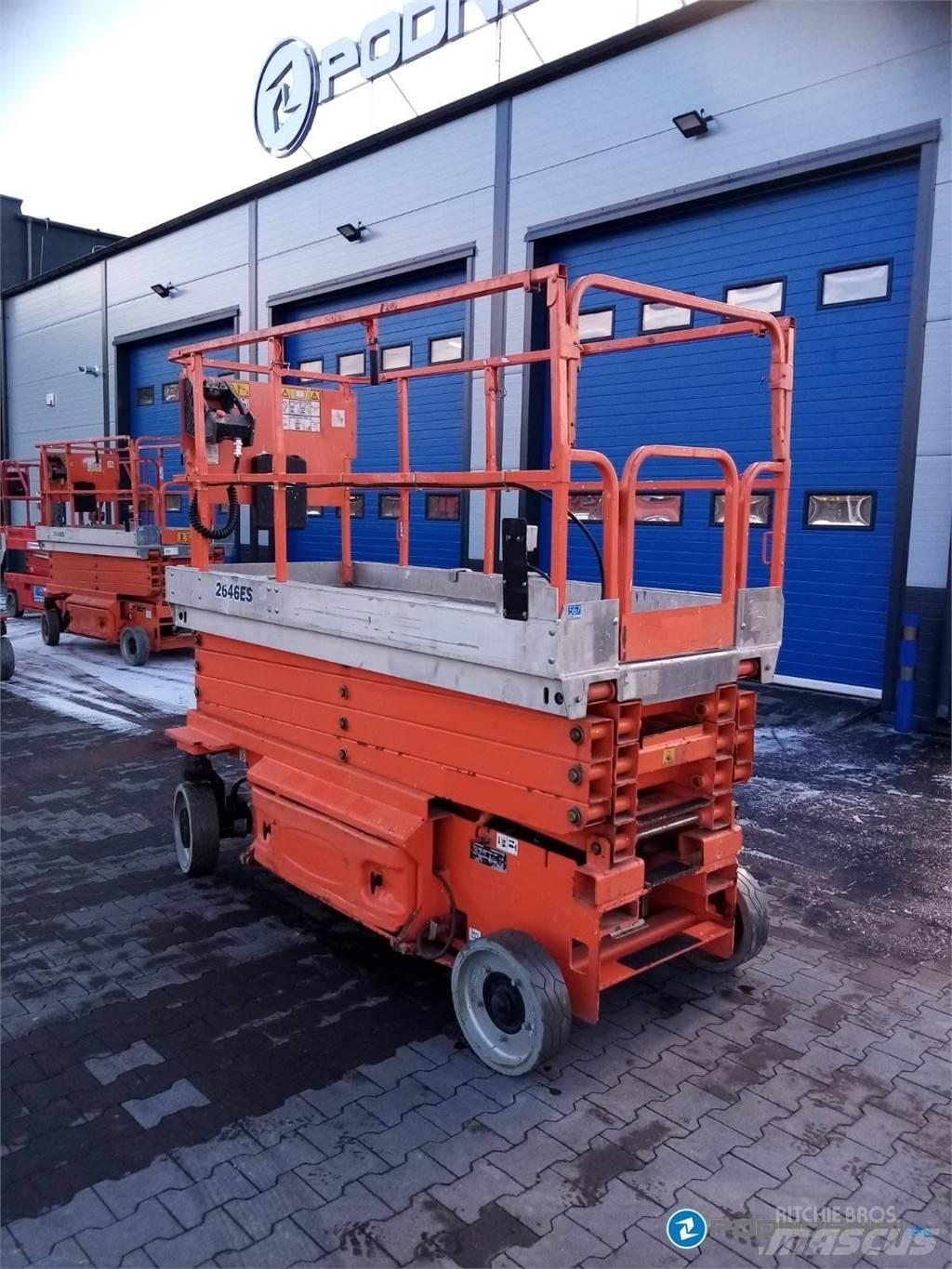JLG 2646ES Šķerveida pacēlāji