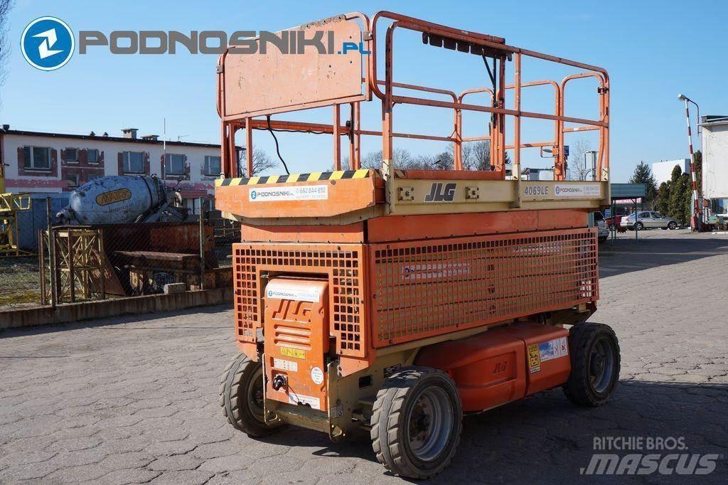 JLG 4069 Šķerveida pacēlāji