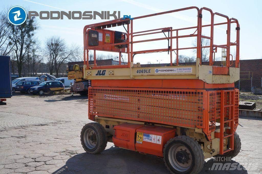 JLG 4069 Šķerveida pacēlāji