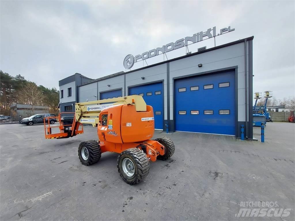 JLG 450AJ Strēles pacēlāji