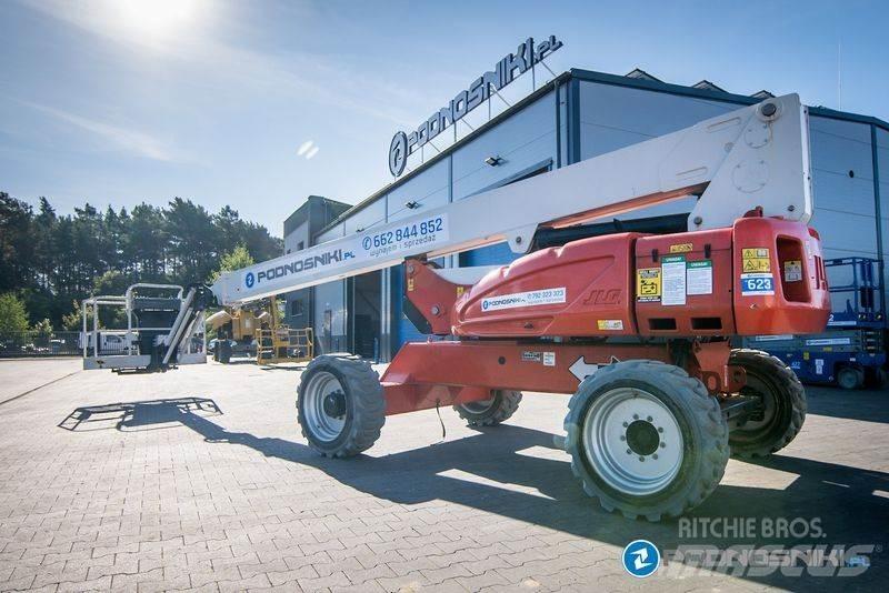 JLG M600JP Strēles pacēlāji