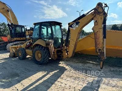 CAT 430E Ekskavatori-iekrāvēji
