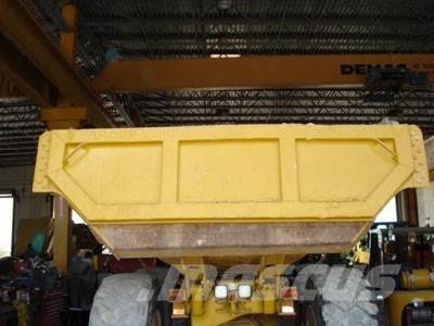 CAT 730 Tailgate Citas sastāvdaļas