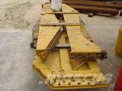 CAT 740 Tailgate Citas sastāvdaļas