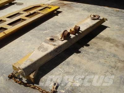 CAT 740 Tailgate Citas sastāvdaļas