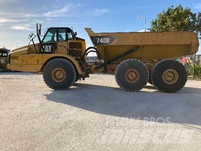 CAT 740B Artikulētie pašizgāzēji