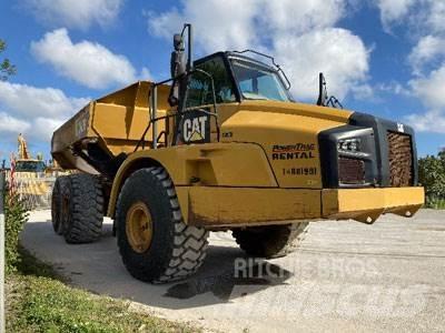CAT 740B Artikulētie pašizgāzēji