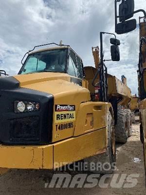 CAT 740B Artikulētie pašizgāzēji