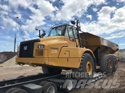 CAT 745C Artikulētie pašizgāzēji