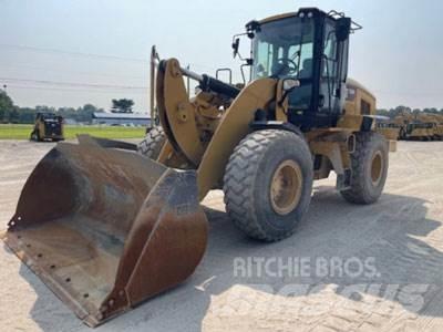 CAT 938M Iekrāvēji uz riteņiem
