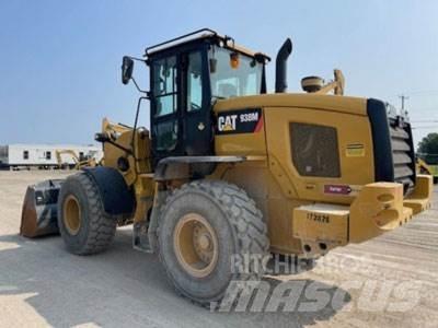 CAT 938M Iekrāvēji uz riteņiem