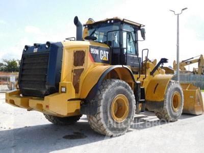 CAT 950M Iekrāvēji uz riteņiem