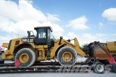 CAT 950M Iekrāvēji uz riteņiem