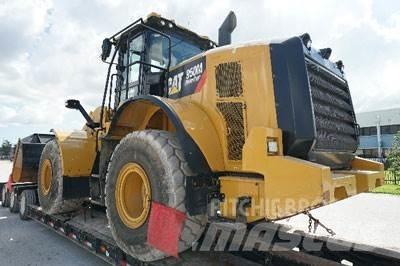 CAT 950M Iekrāvēji uz riteņiem