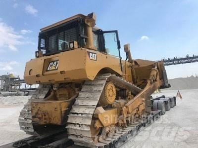 CAT D8T Kāpurķēžu buldozeri