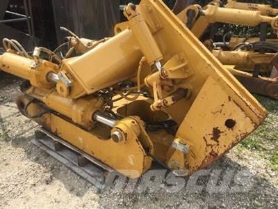 CAT D8T Ripper, S/S Citas sastāvdaļas