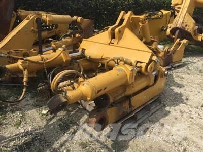 CAT D8T Ripper, S/S Citas sastāvdaļas
