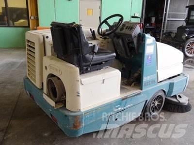Tennant 6600LP Ielu tīrīšanas mašīnas