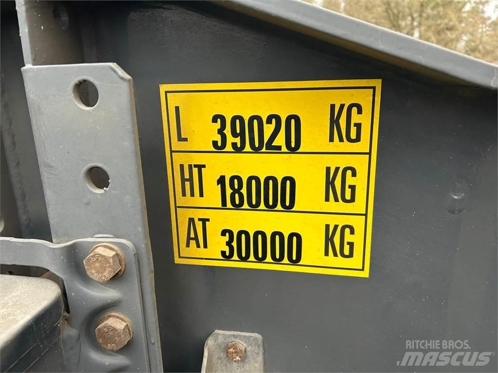 AMT 4-aks 60m3 Piekabes pašizgāzēji