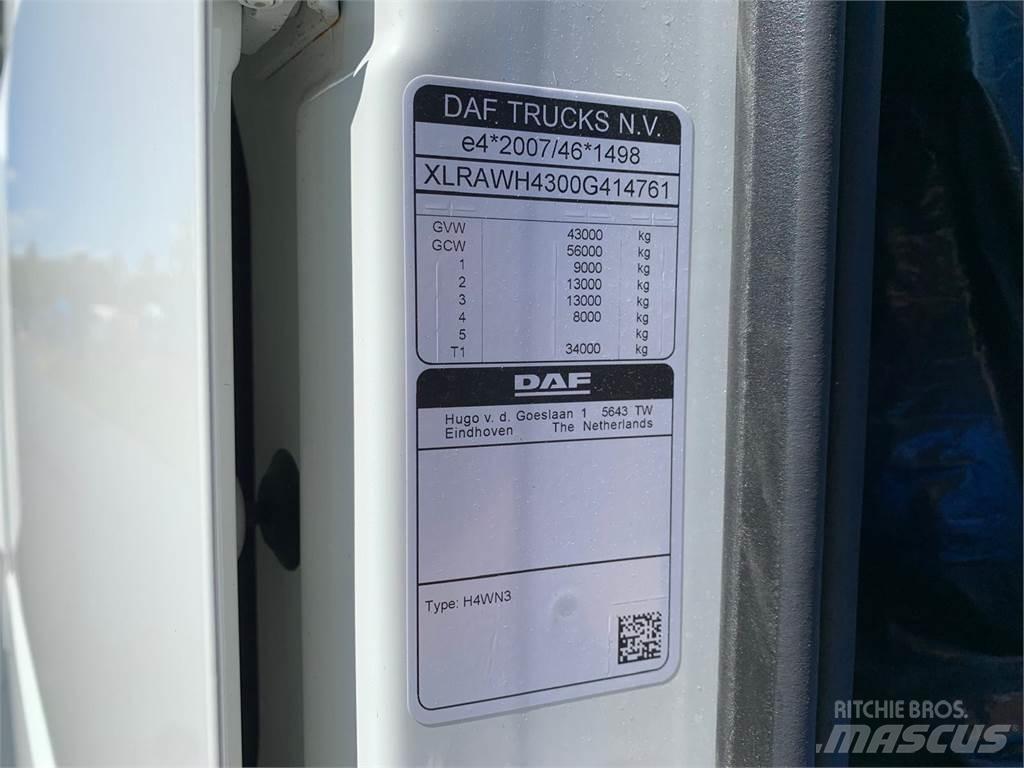 DAF XF 430 8x4*4 Šasija ar kabīni