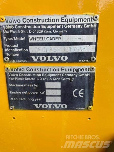 Volvo L 25 F Iekrāvēji uz riteņiem