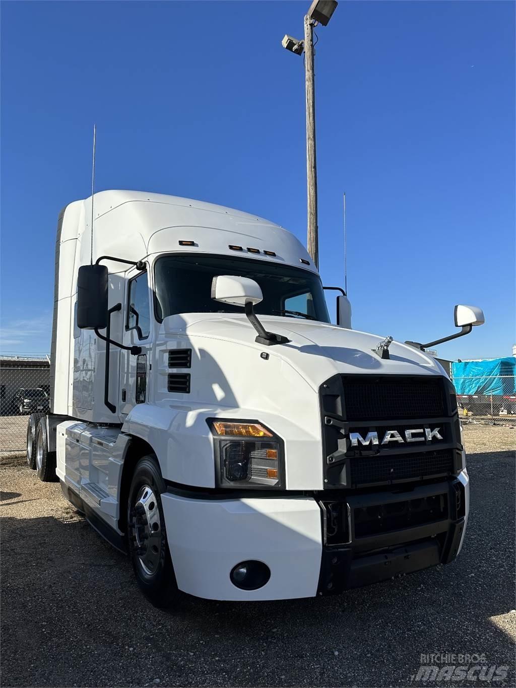 Mack ANTHEM Vilcēji