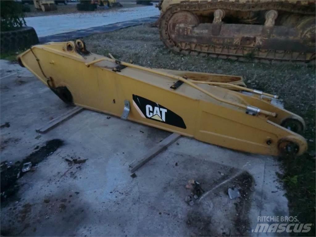 CAT 312D Šasija un piekare