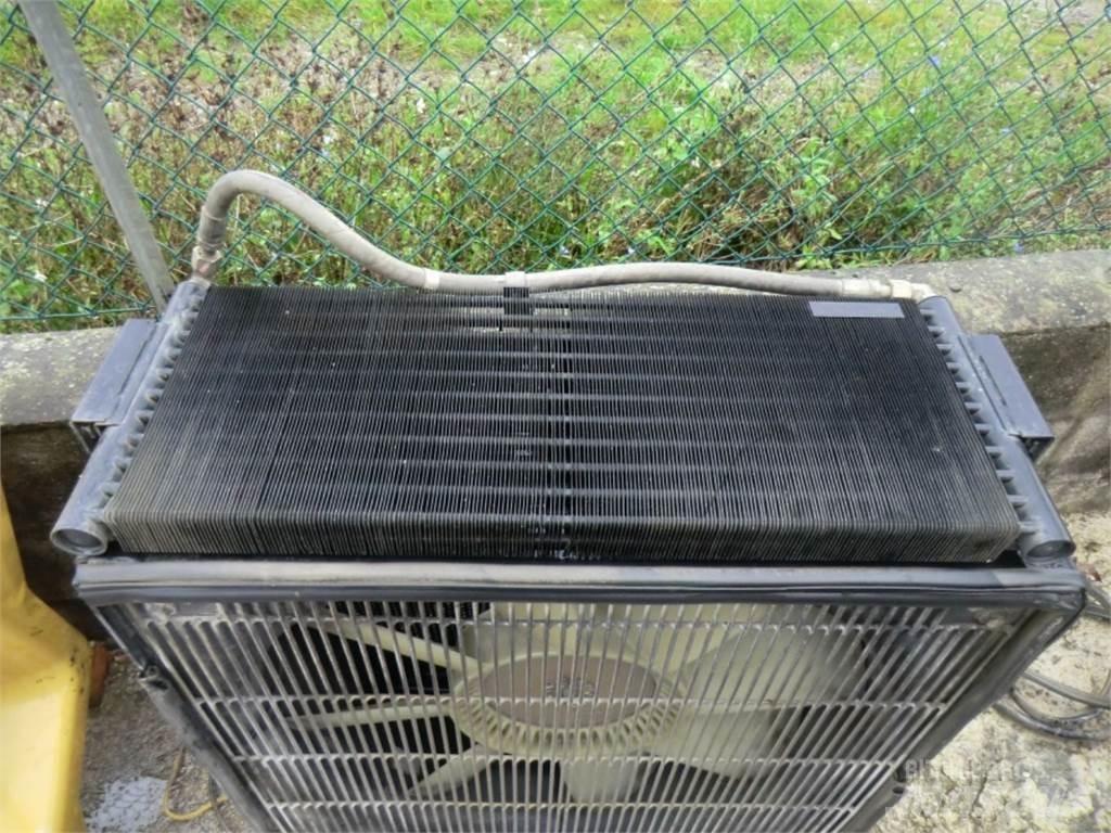 CAT 330D Šasija un piekare