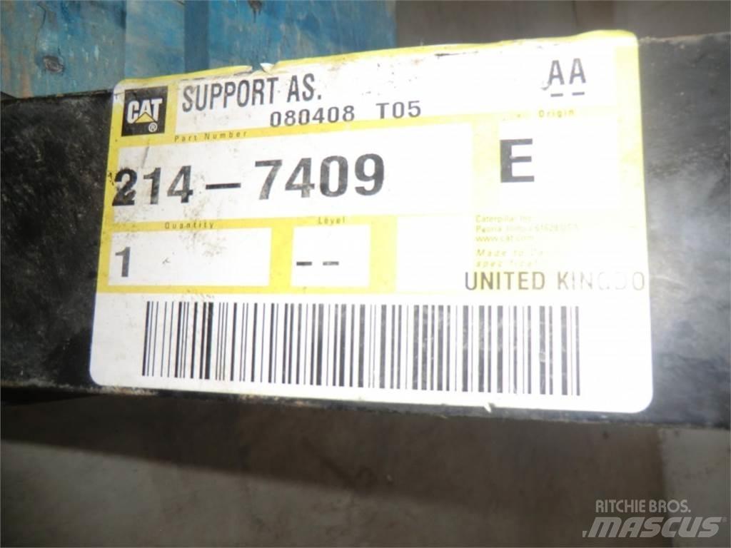 CAT 735 Šasija un piekare