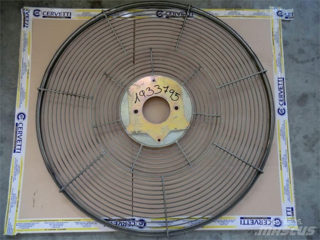CAT 735 Šasija un piekare