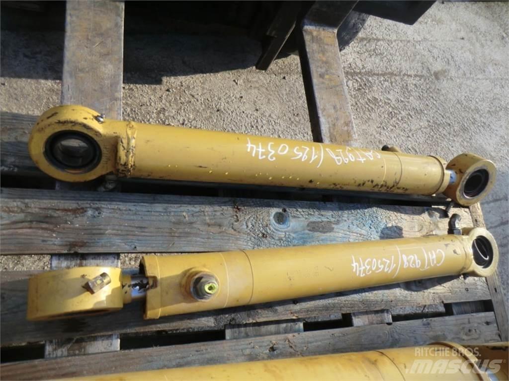 CAT 928G Būvniecība- Citi