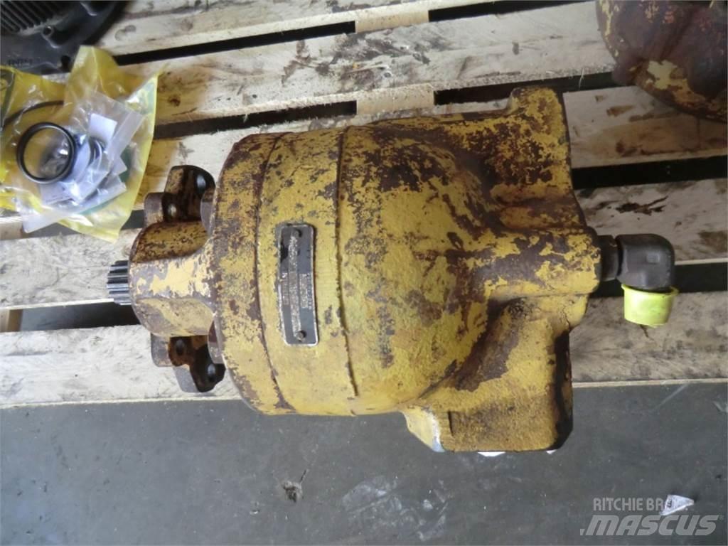 CAT 928G Šasija un piekare