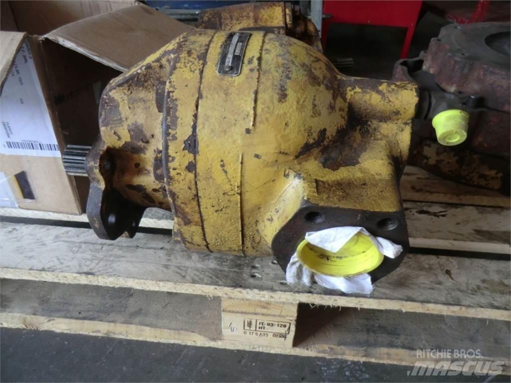 CAT 928G Šasija un piekare