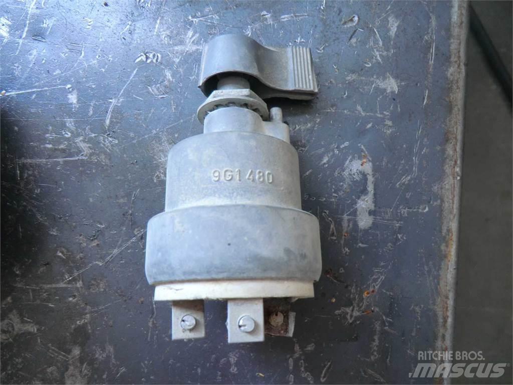 CAT 953 Būvniecība- Citi