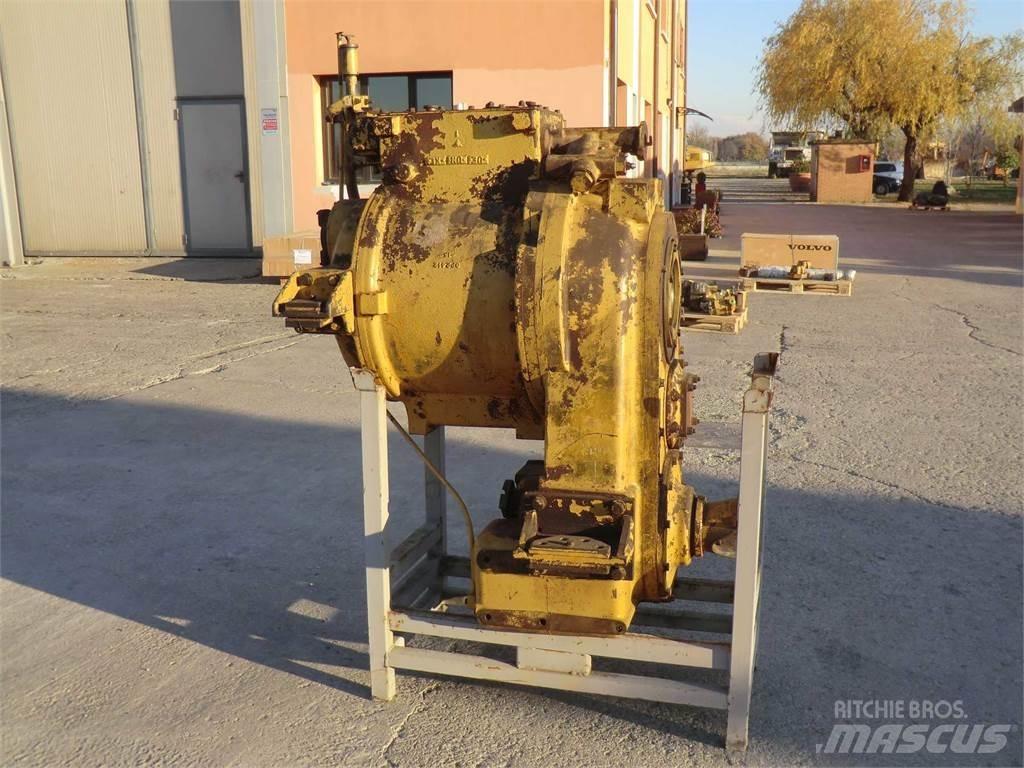 CAT 988B Būvniecība- Citi