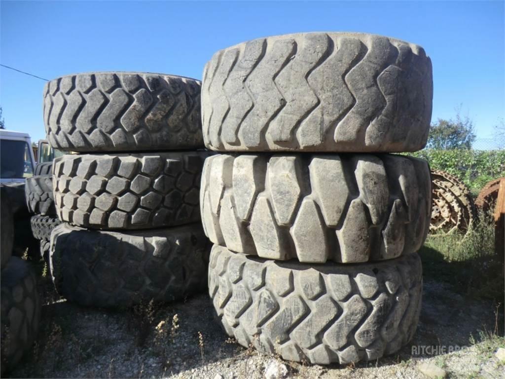 CAT 988G Būvniecība- Citi