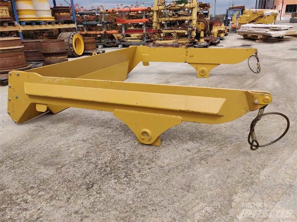 CAT 988G Būvniecība- Citi
