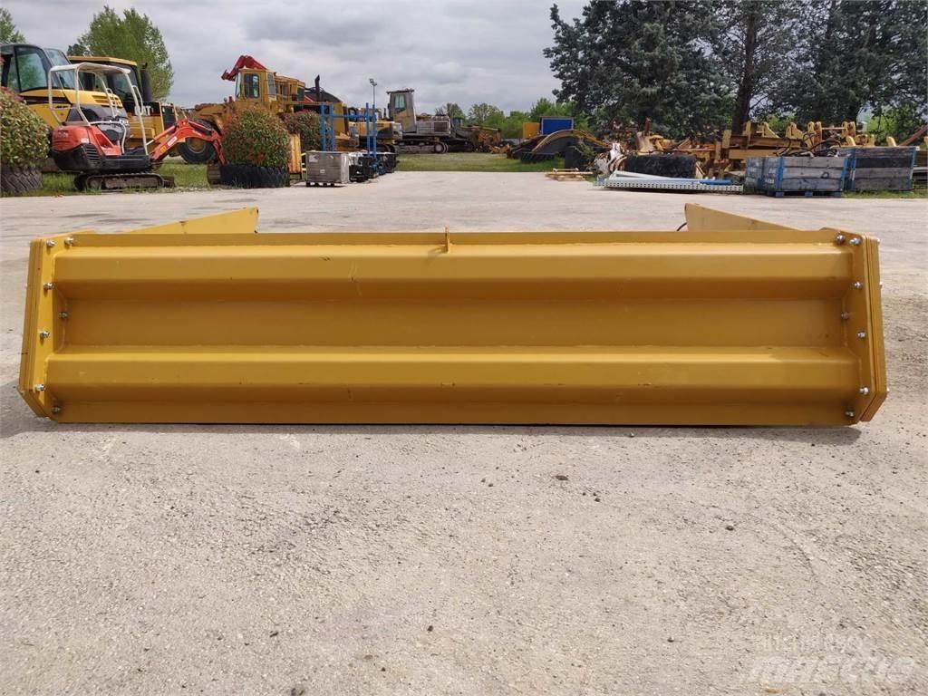 CAT 988G Būvniecība- Citi