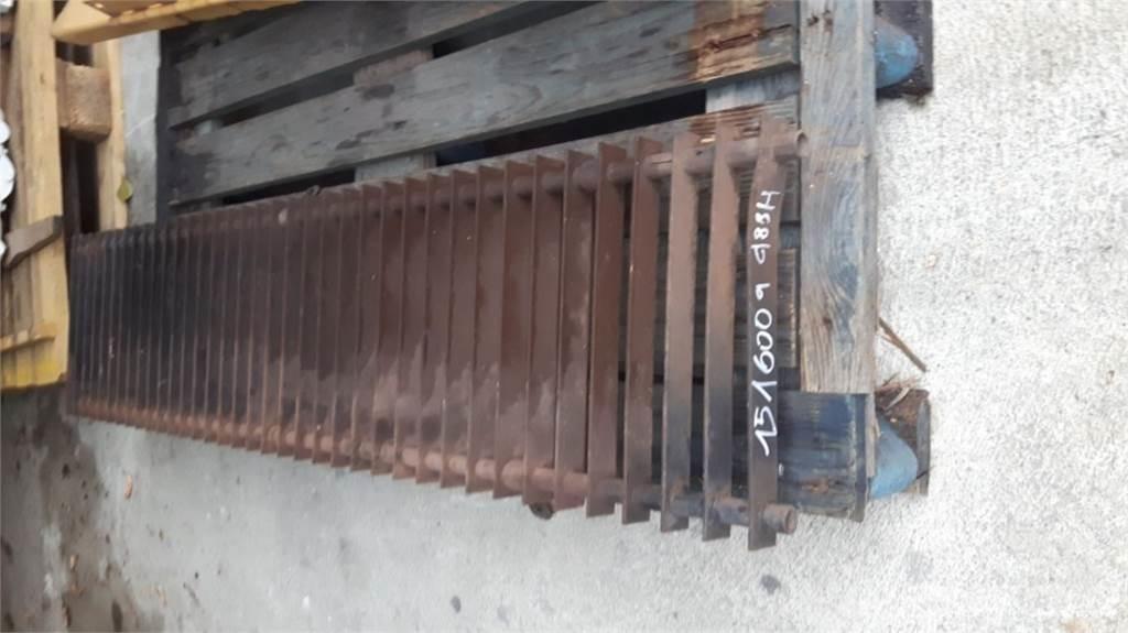 CAT 988H Šasija un piekare