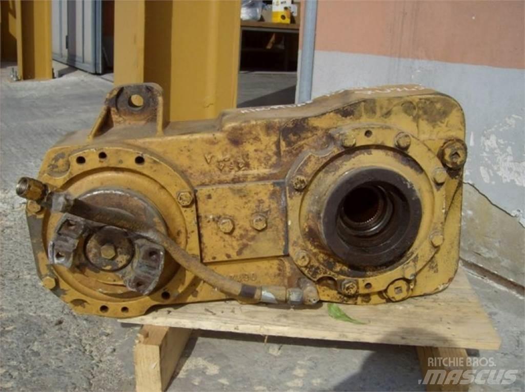 CAT D300D Būvniecība- Citi