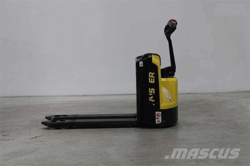 Hyster P1.6 Zemie palešu pacēlāji