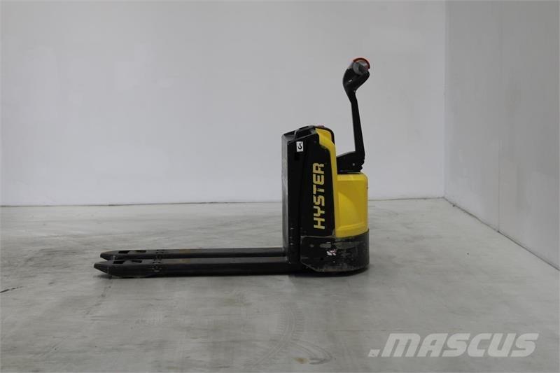 Hyster P1.6 Zemie palešu pacēlāji