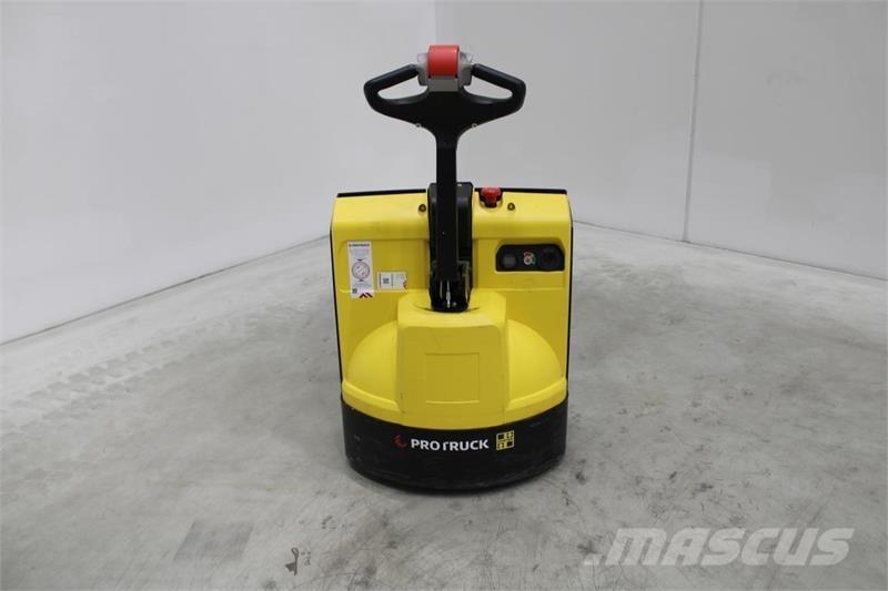 Hyster P1.6 Zemie palešu pacēlāji