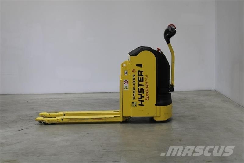 Hyster P3.0 Zemie palešu pacēlāji