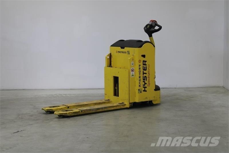 Hyster P3.0 Zemie palešu pacēlāji