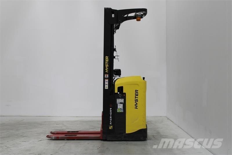 Hyster RS1.6 Pašgājēji krautnētāji
